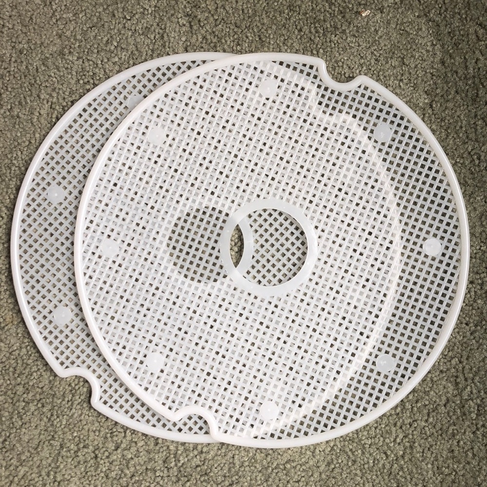 Presto Food Dehydrator - Picture 5 of 6
